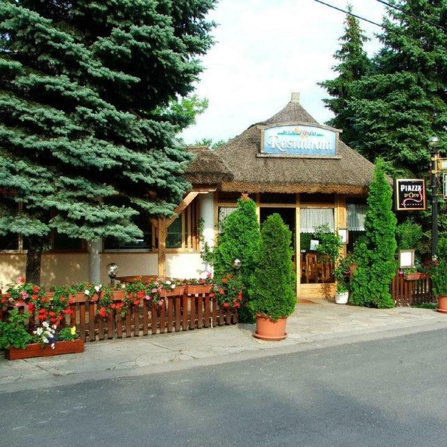 Szegfu Apartmanhaz Villa Balatonfůzfő Exterior foto